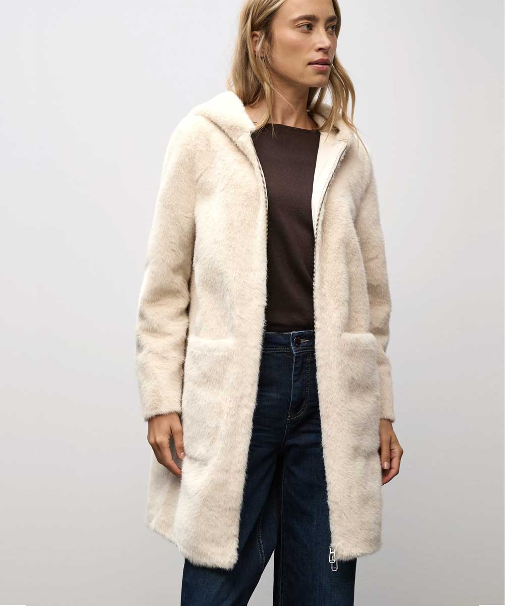 fuskpäls jacka i beige