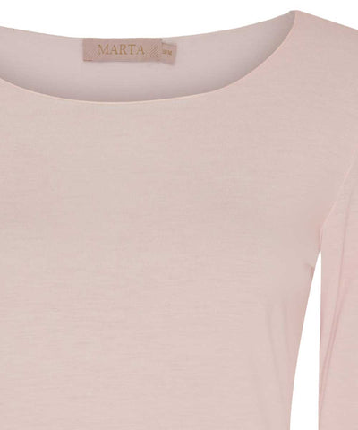 Rosa t-shirt med spets detaljer