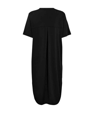 svart kortärmad klänning bak