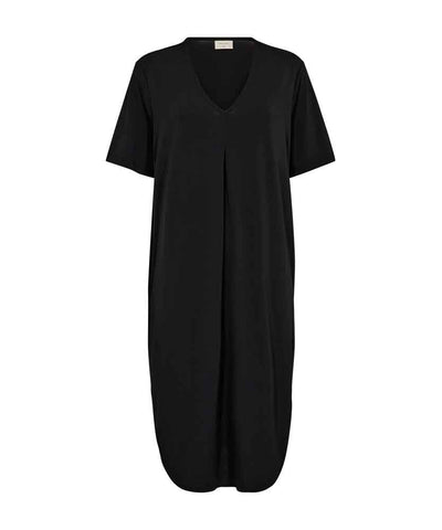 svart kortärmad klänning