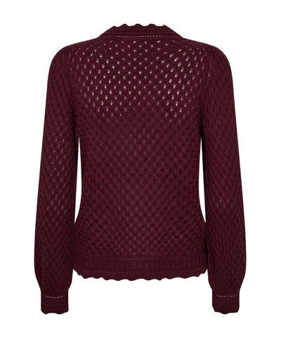 vinröd tröja baksida