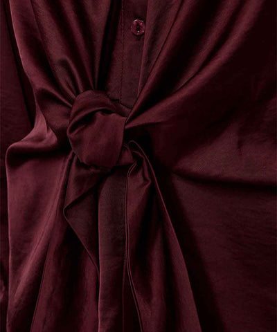 detaljer vinröd blus