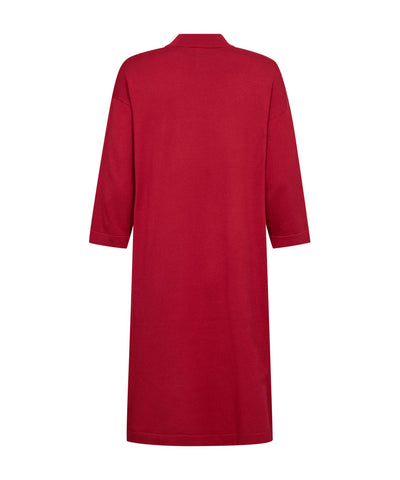 röd stickad klänning baksida