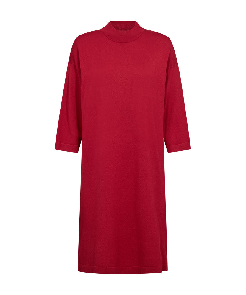 röd stickad klänning