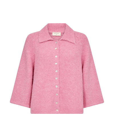 kofta med krage i rosa