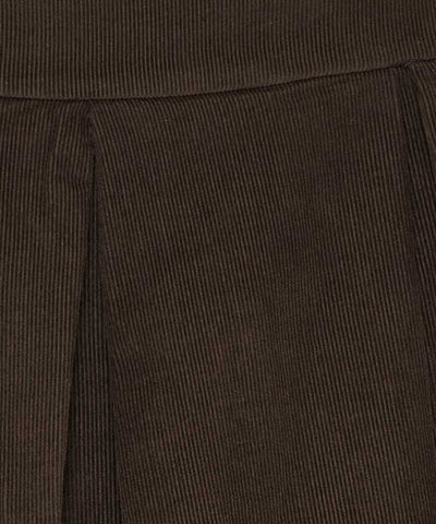 detaljer brun kjol