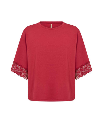 Röd t-shirt med spets