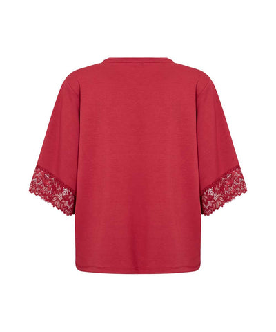 röd t-shirt spets baksida