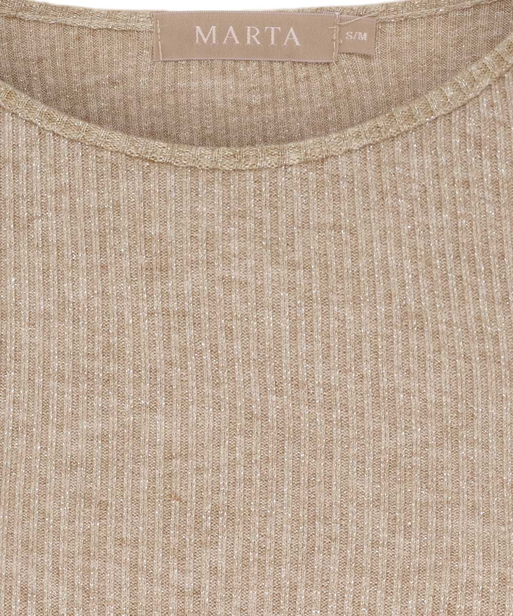detaljer topp