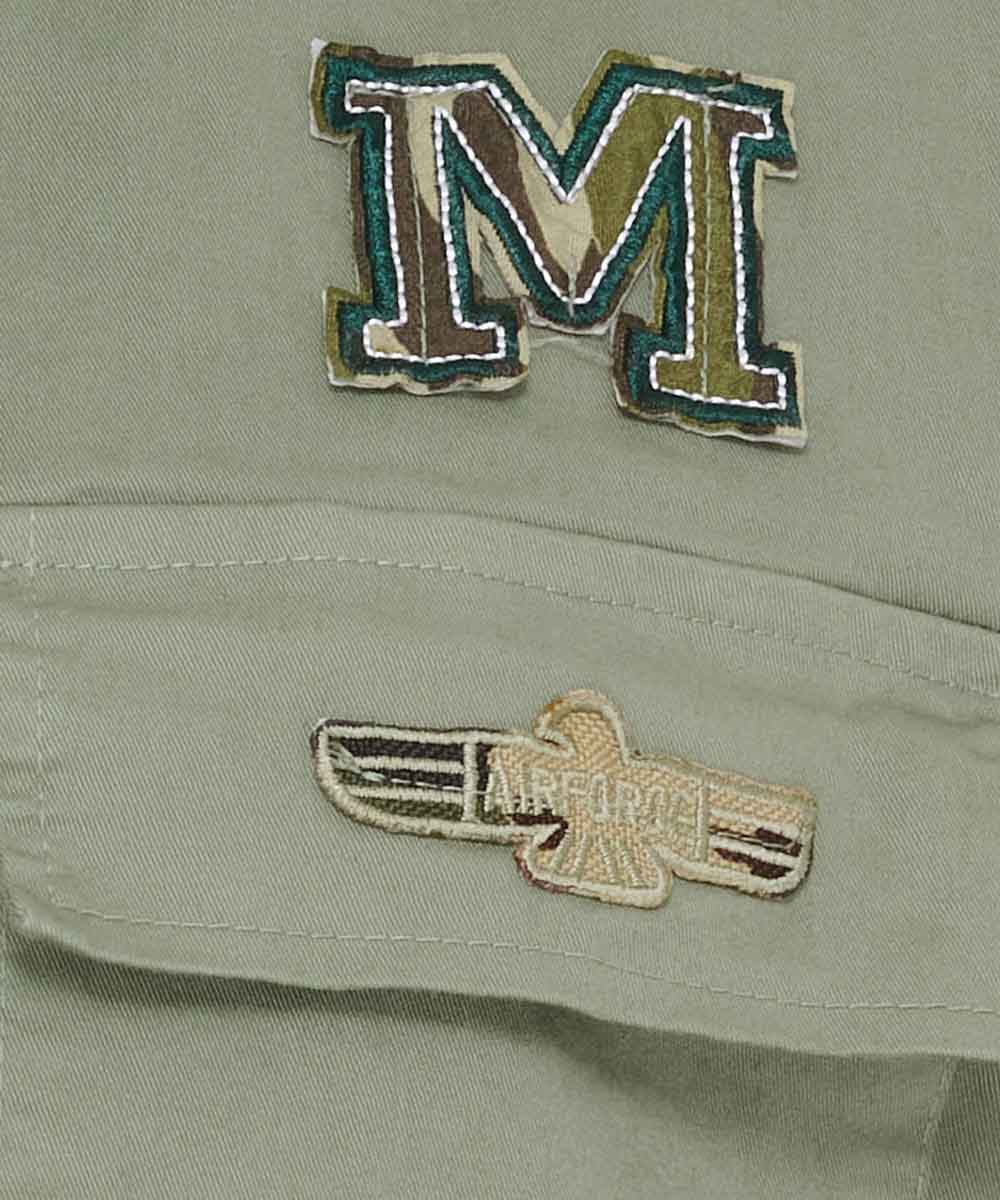 detaljer khakigrön jacka