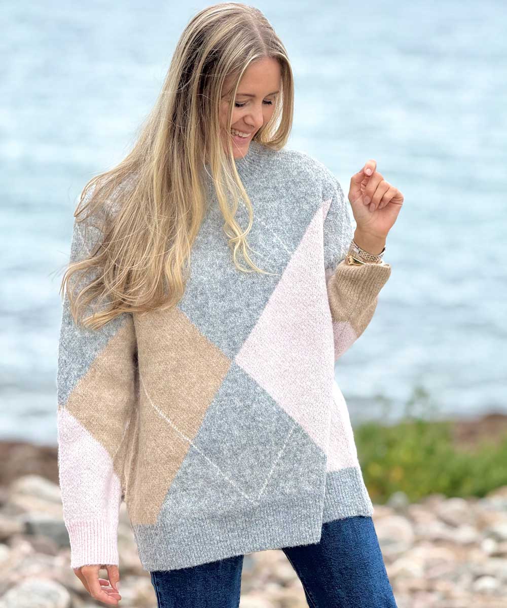ARGYLE Stickad Tröja - Grå