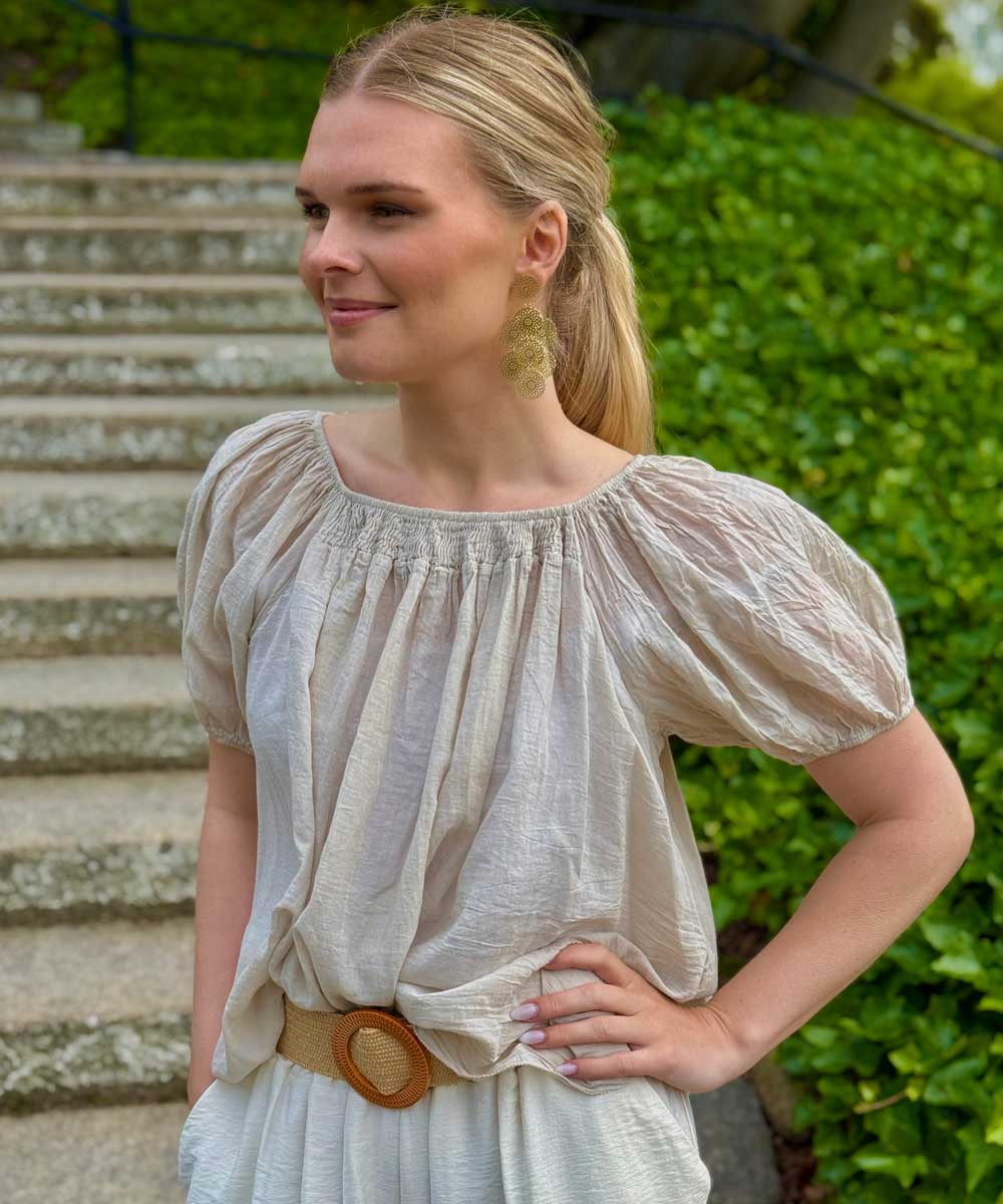 Beige blus