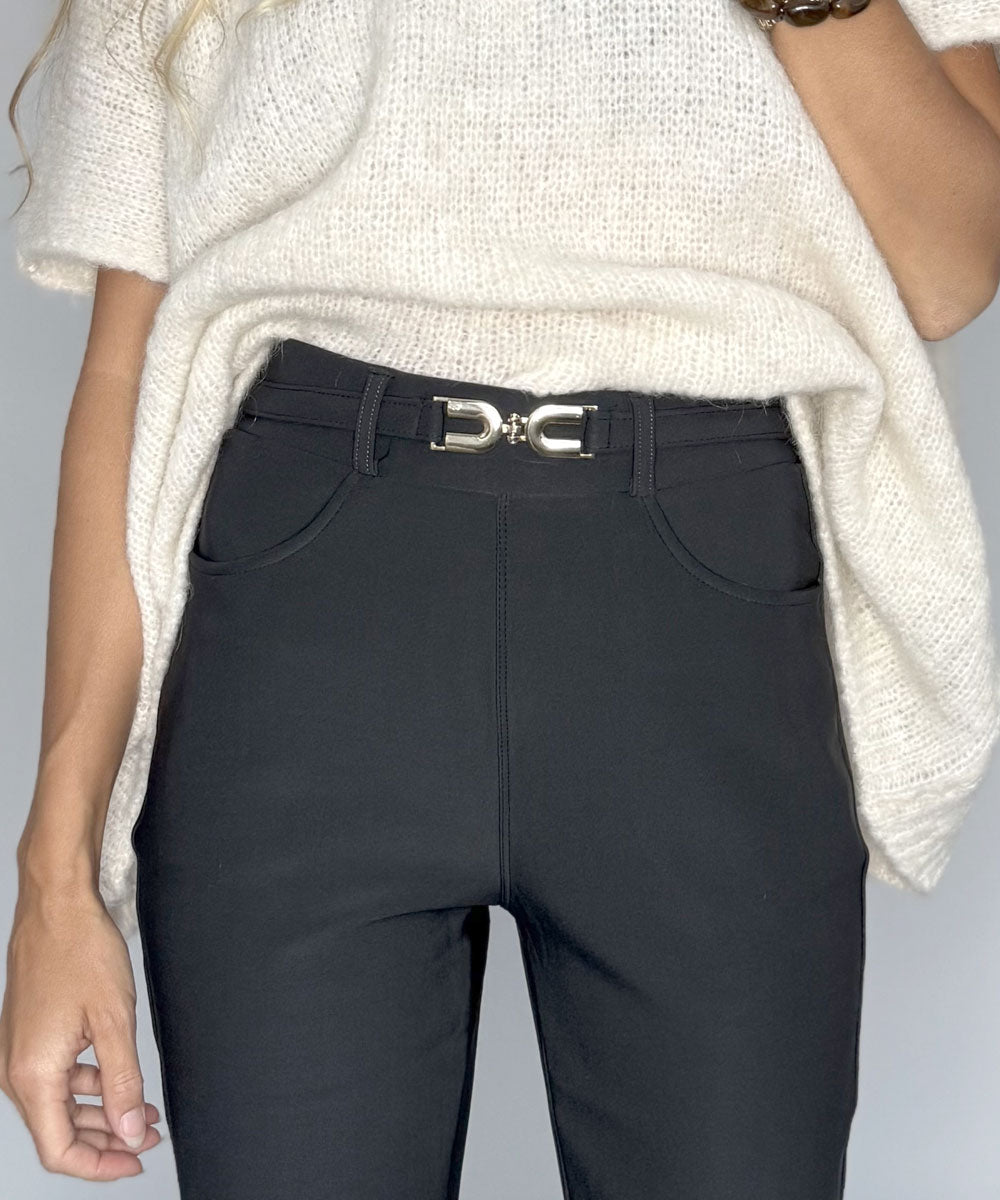 mörkgrå byxa detaljer