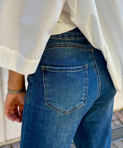 blåjeans baksida