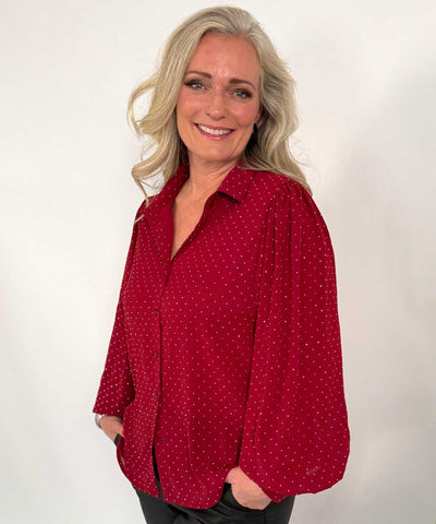 Vinröd glittrig blus
