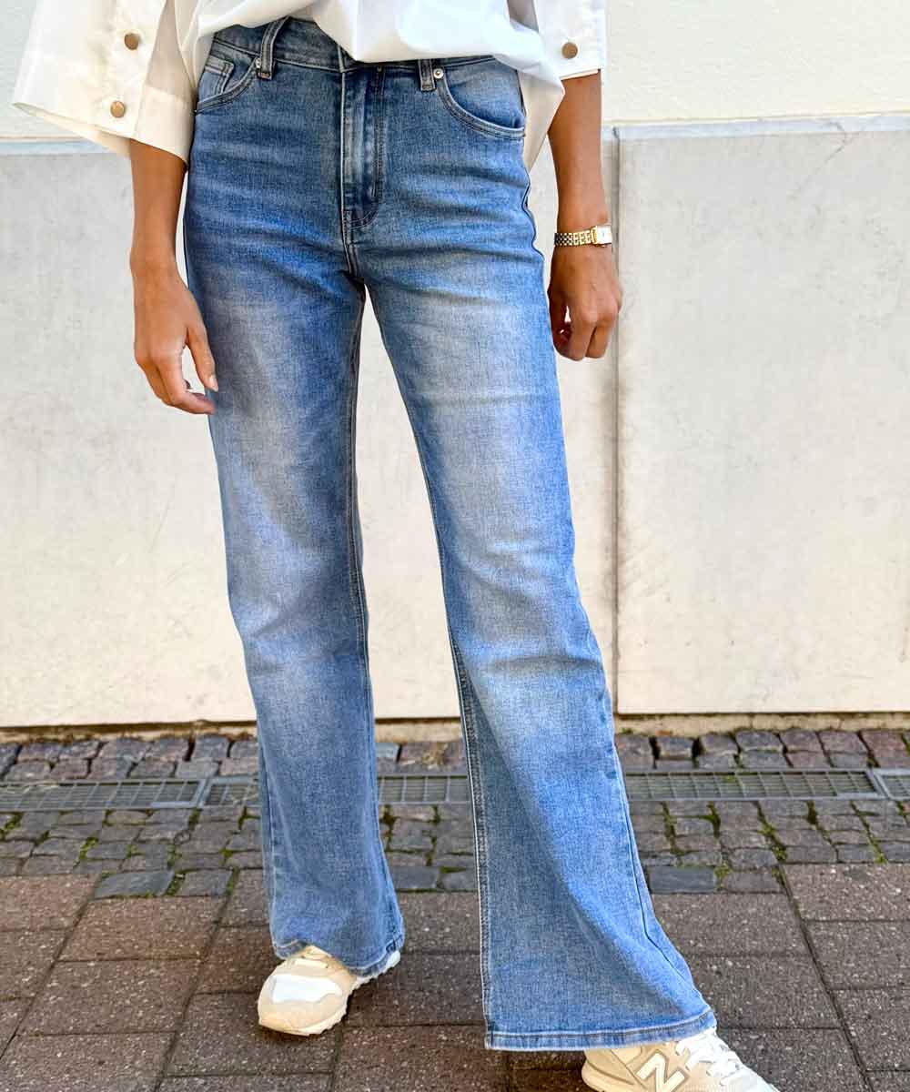 Raka jeans
