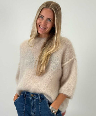 mohair tröja i beige