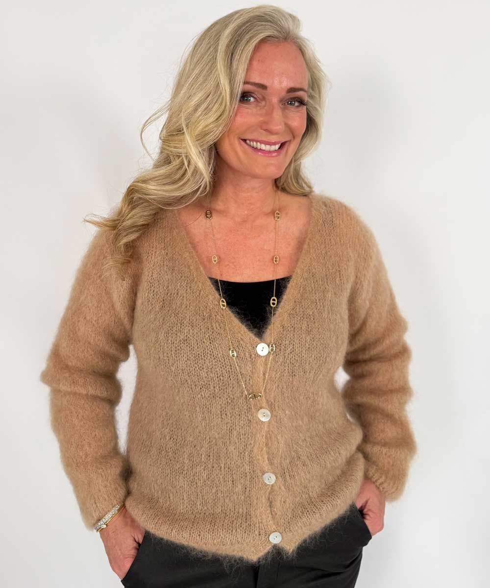 Cardigan i camelfärg