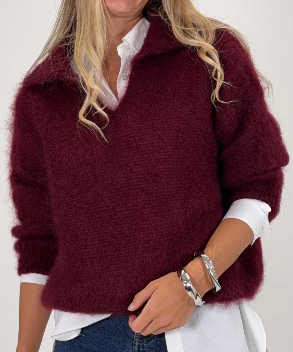 vinröd mohair detaljer