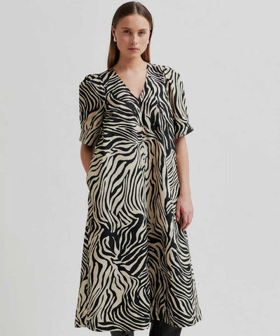 Zebra mönstrad klänning