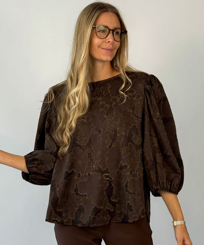 Brun blus