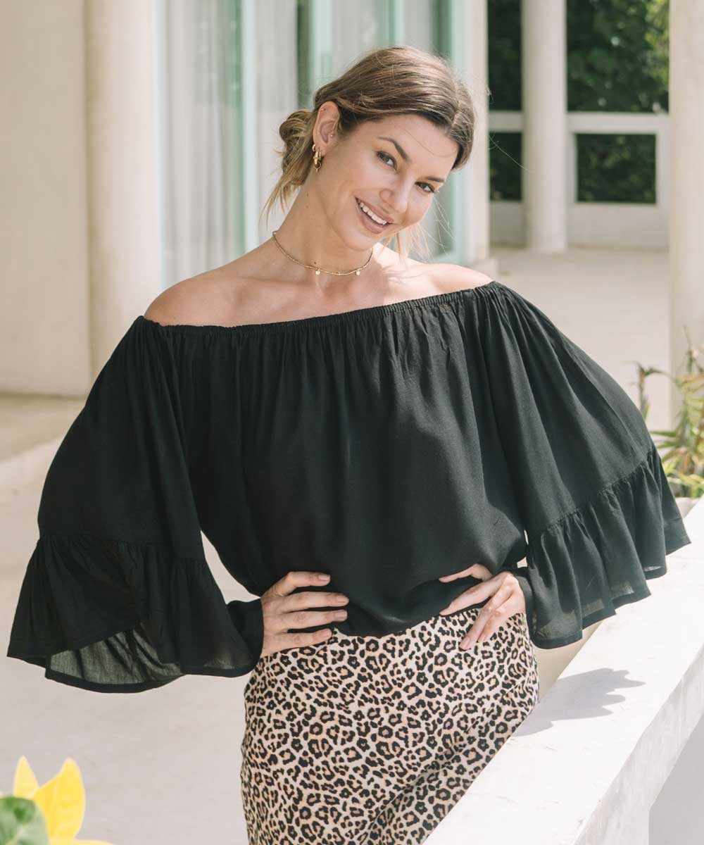 svart offshoulder blus