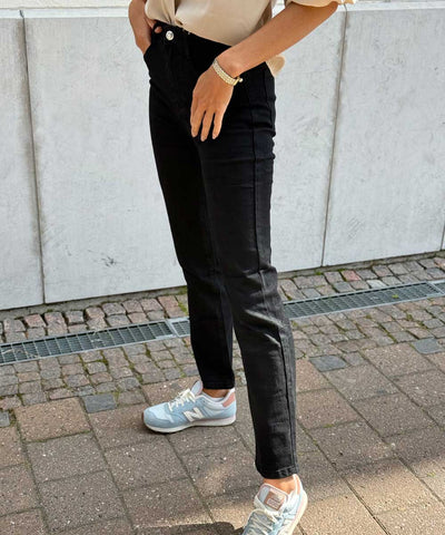 byxa från sidan