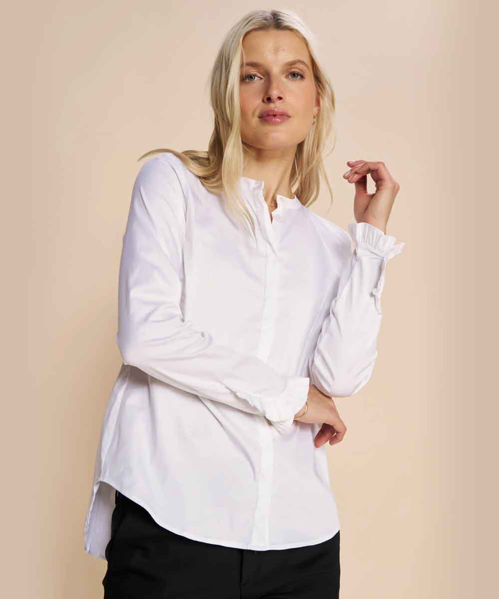 MATTIE Sustainable Shirt - Vit