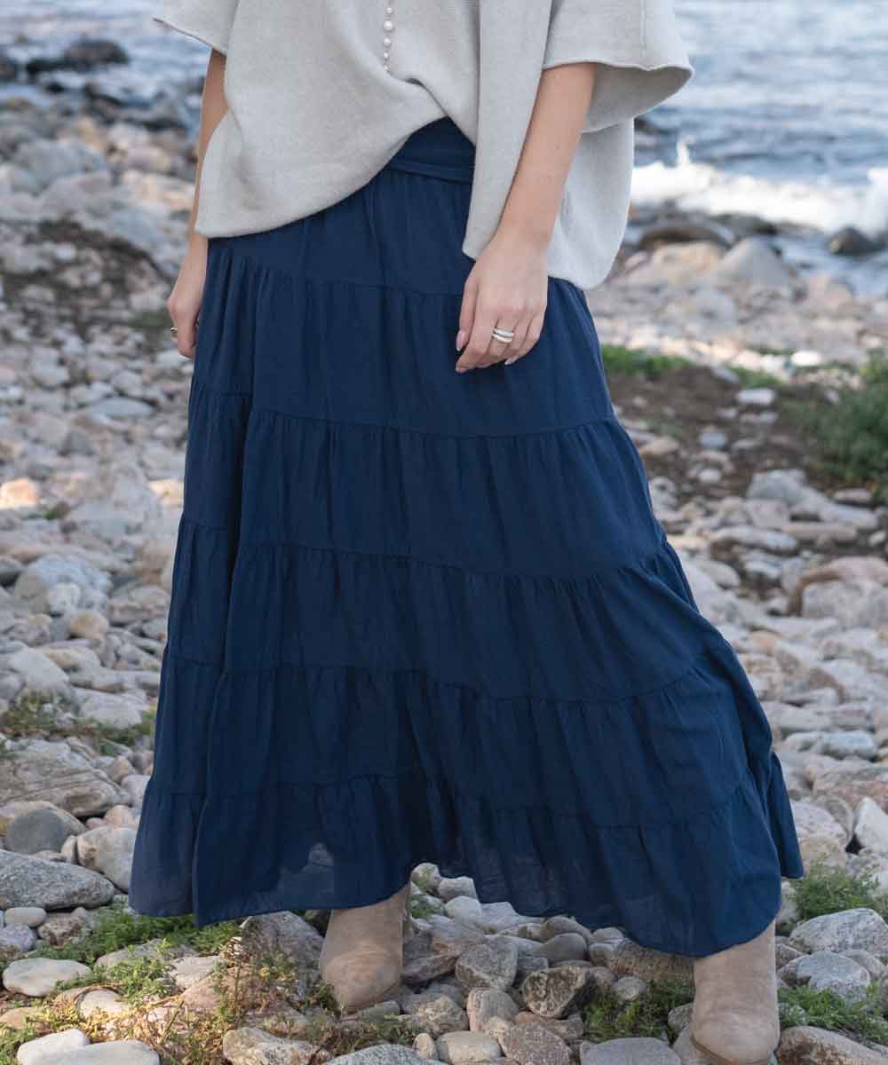 mörkblå kjol