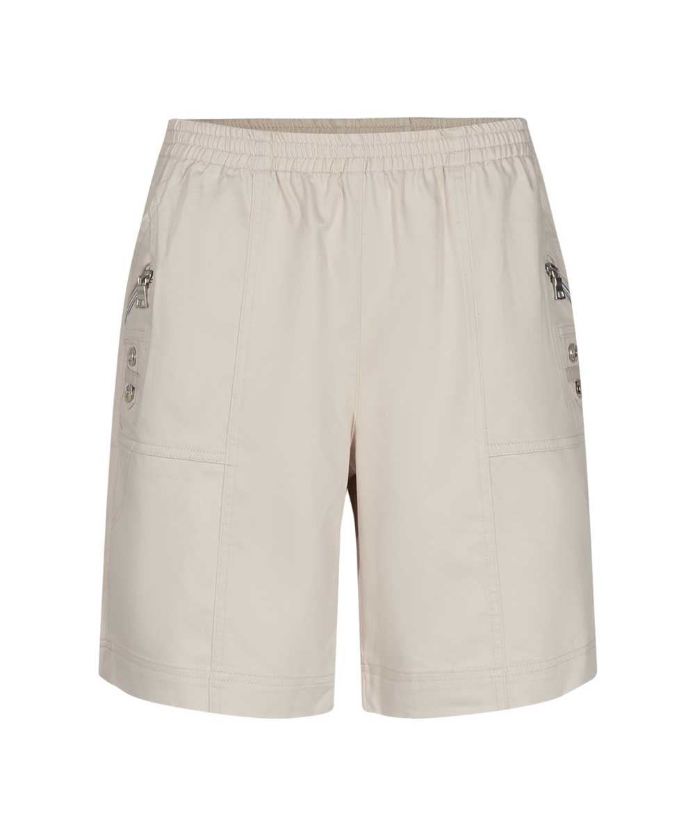 Sandfärgade shorts