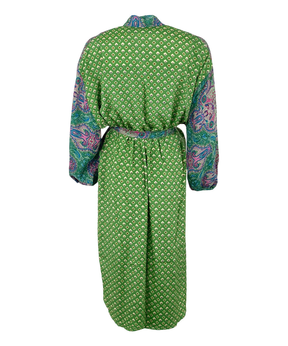 kimono i gröna toner bak