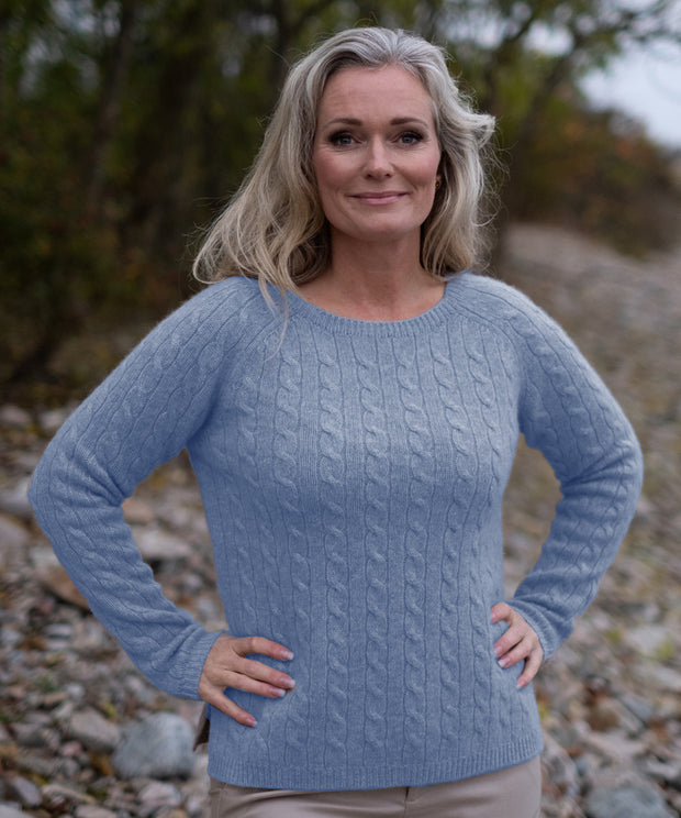 ABBY Cable Cashmere Pullover - Blå